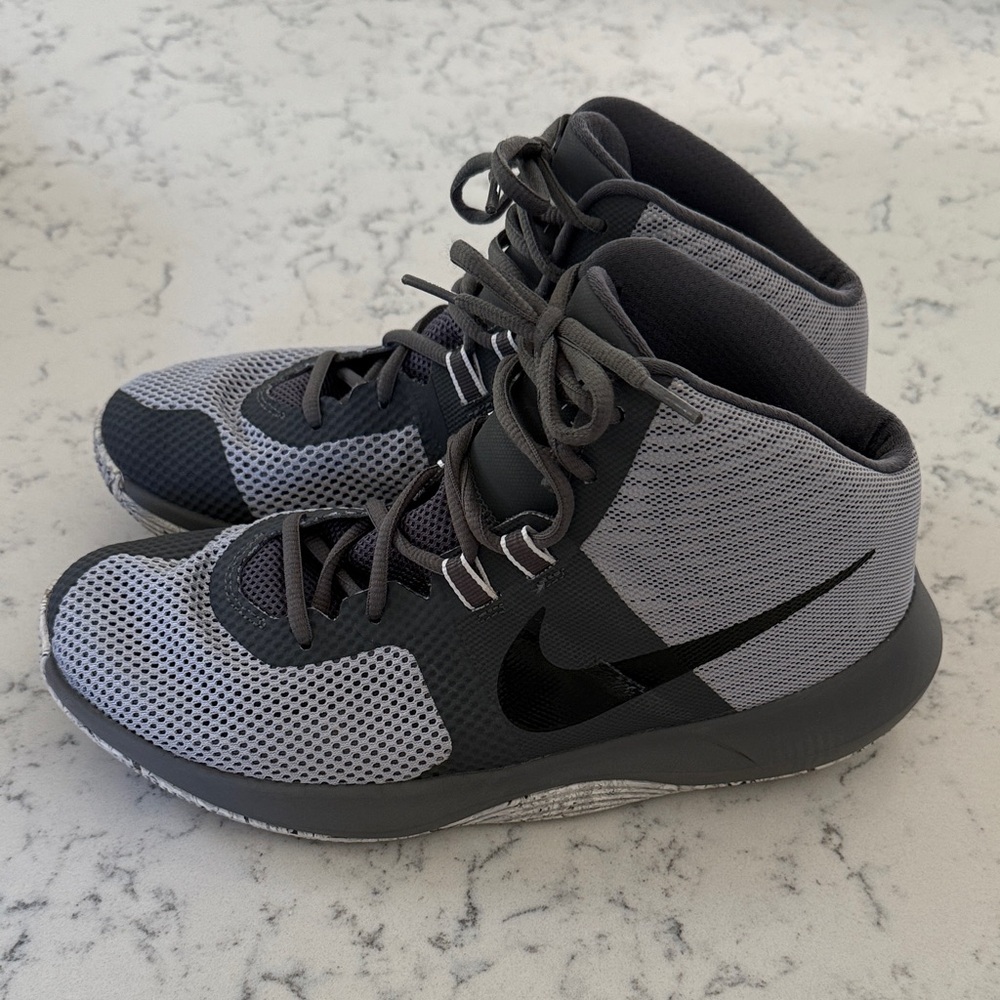 Nike Mens Basketball Sneakers
